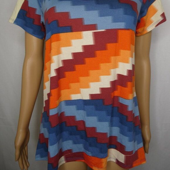 LulaRoe Classic Tee Tribal Striped T Shirt Boho XS Zigzag Chevron Orange - Picture 8 of 10